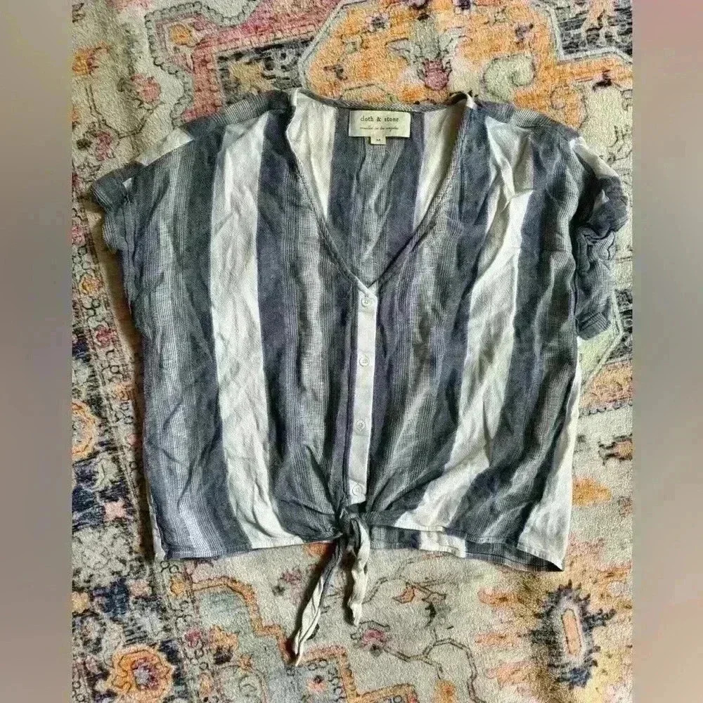 Anthropologie CLOTH & STONE Cropped Striped Linen Blend Top Tie Hem size medium